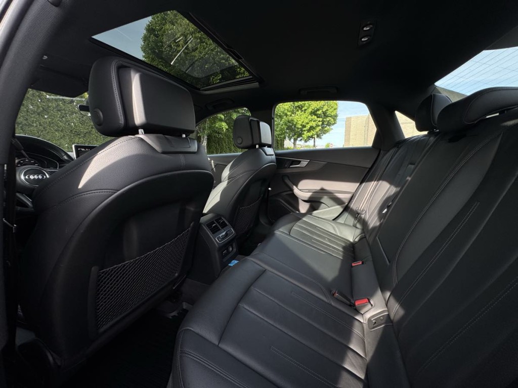 2019 Audi A4 Image 16