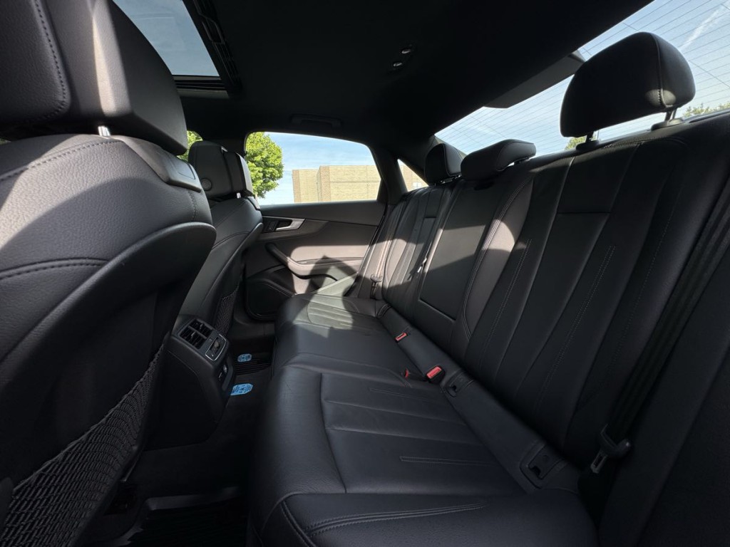 2019 Audi A4 Image 17