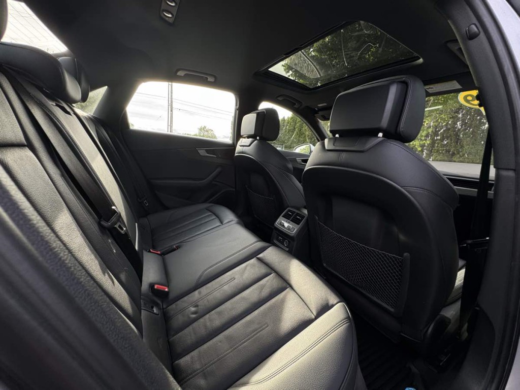 2019 Audi A4 Image 18