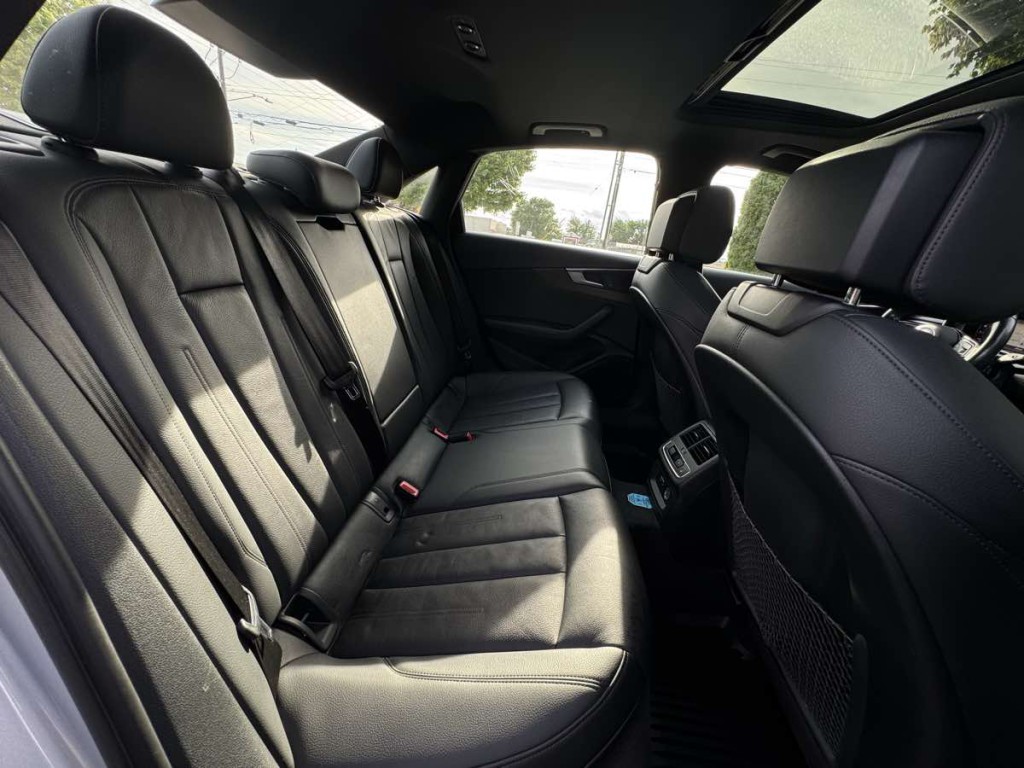 2019 Audi A4 Image 19