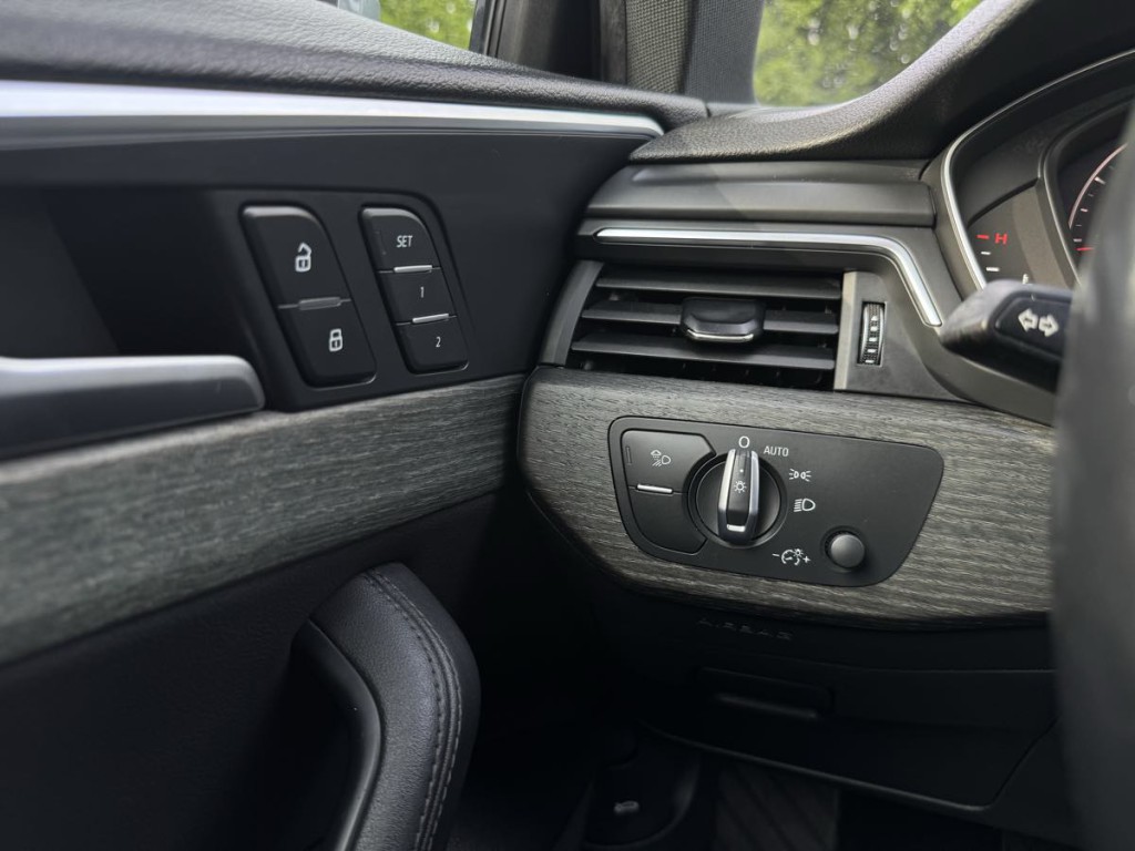 2019 Audi A4 Image 27