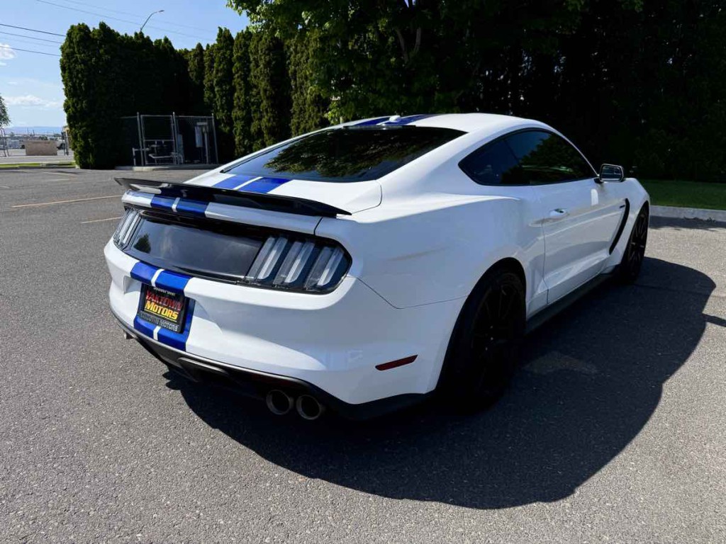 2018 Ford Mustang Image 13