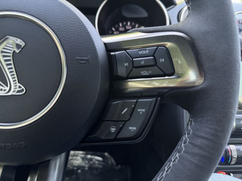 2018 Ford Mustang Image 24