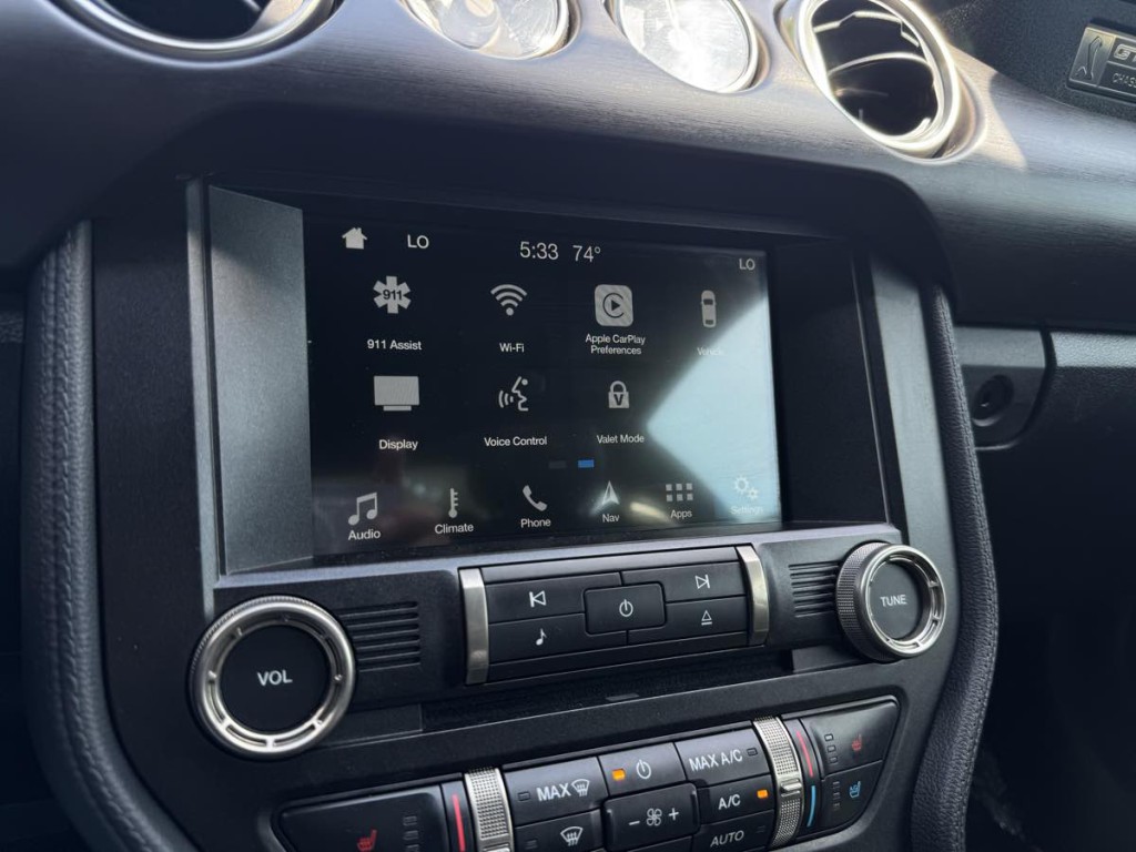 2018 Ford Mustang Image 26