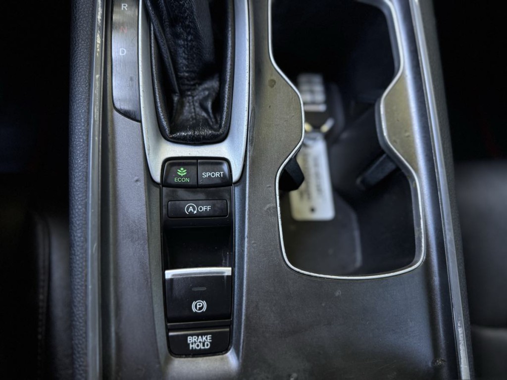 2021 Honda Accord Image 24
