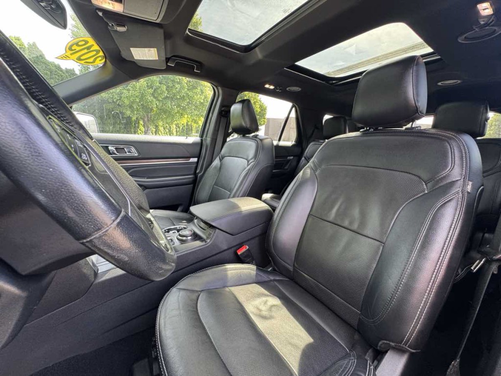 2019 Ford Explorer Image 15