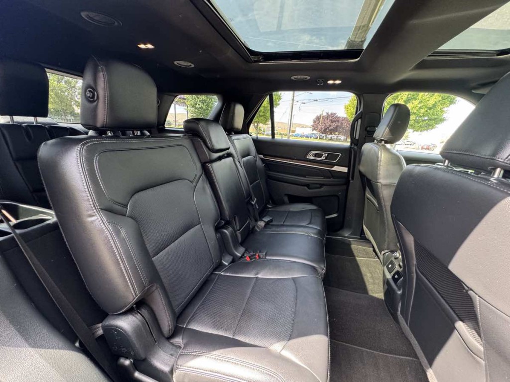 2019 Ford Explorer Image 20