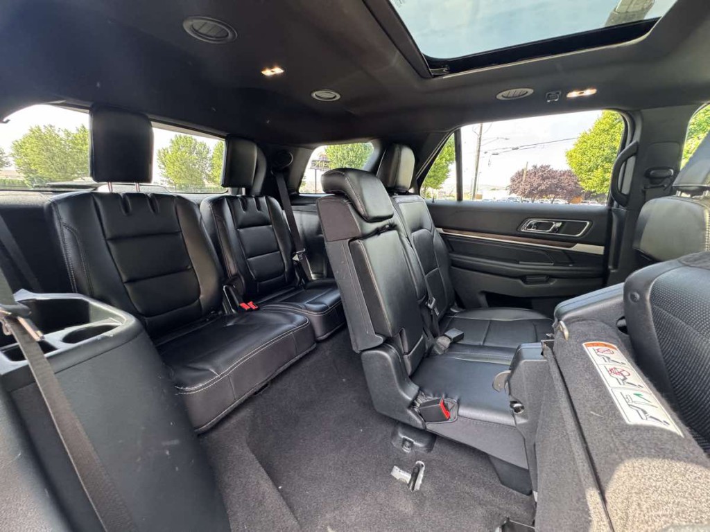 2019 Ford Explorer Image 21