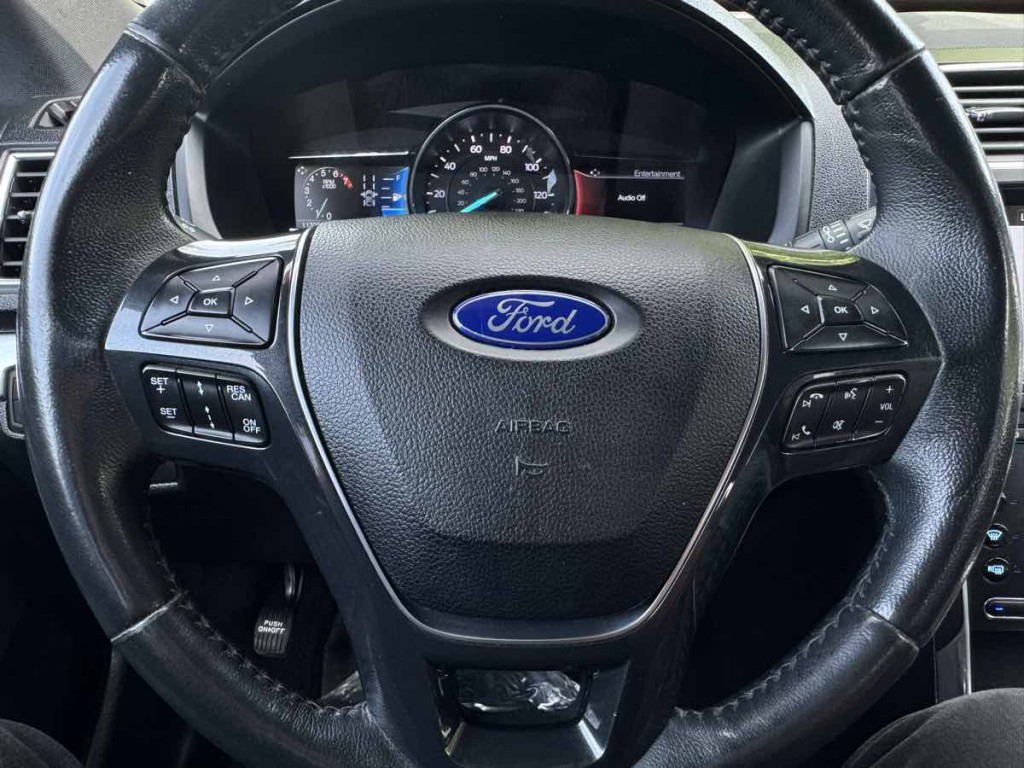 2019 Ford Explorer Image 27