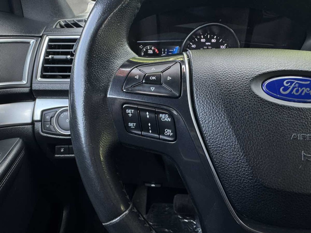 2019 Ford Explorer Image 28