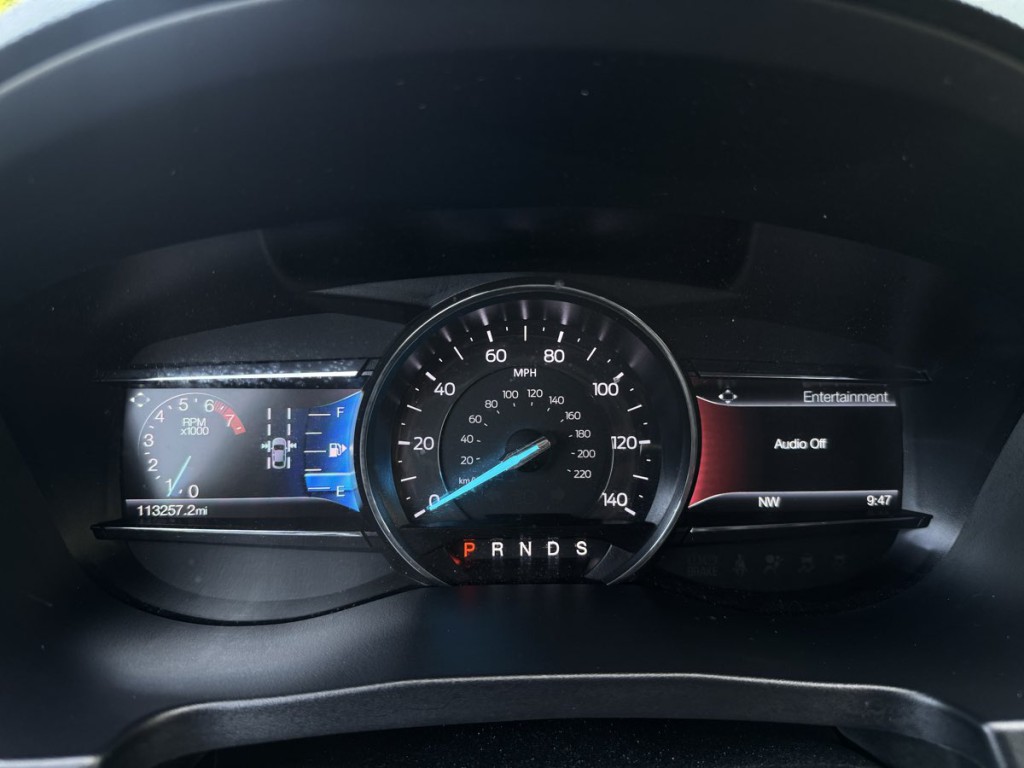 2019 Ford Explorer Image 30