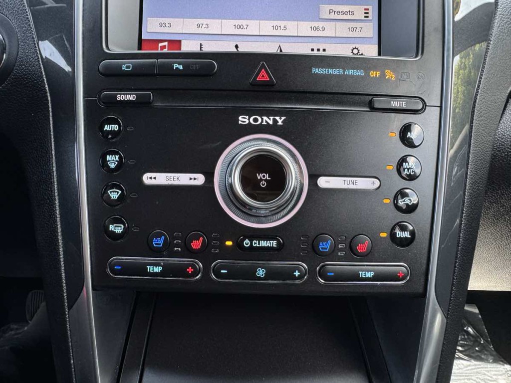 2019 Ford Explorer Image 32