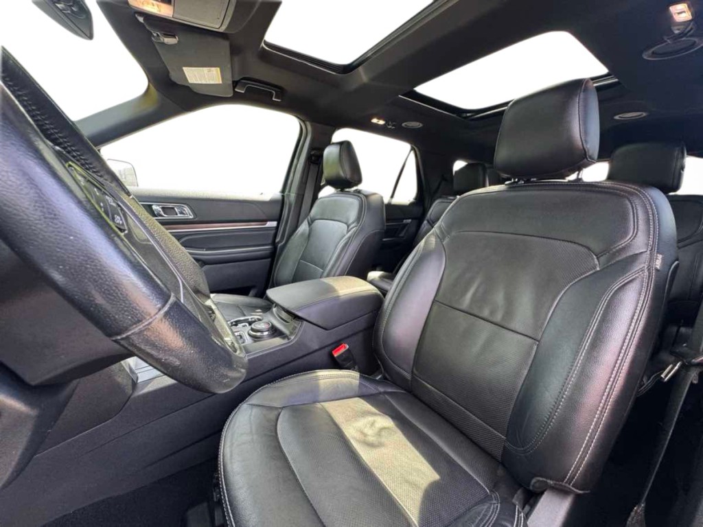 2019 Ford Explorer Image 15
