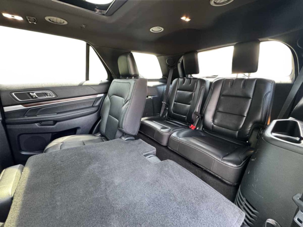 2019 Ford Explorer Image 18