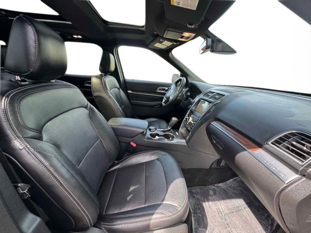 2019 Ford Explorer Image 26