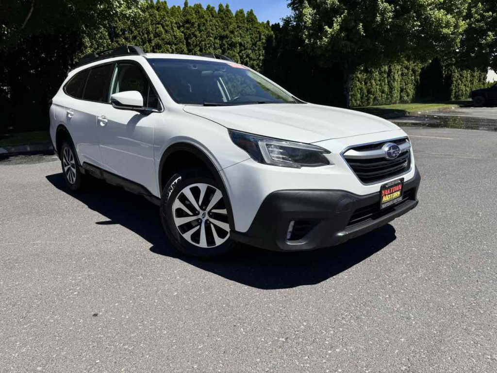 2020 Subaru Outback Image 2