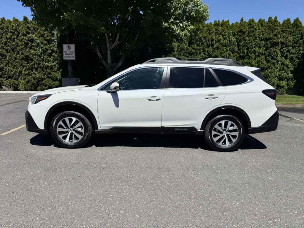 2020 Subaru Outback Image 8