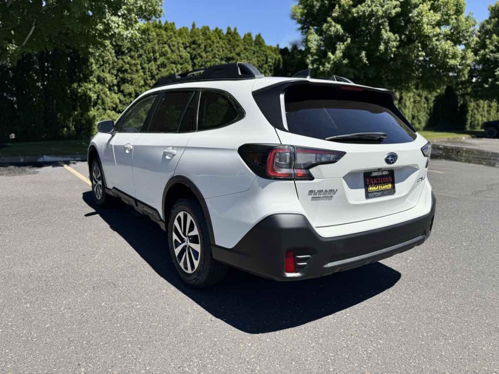 2020 Subaru Outback Image 10