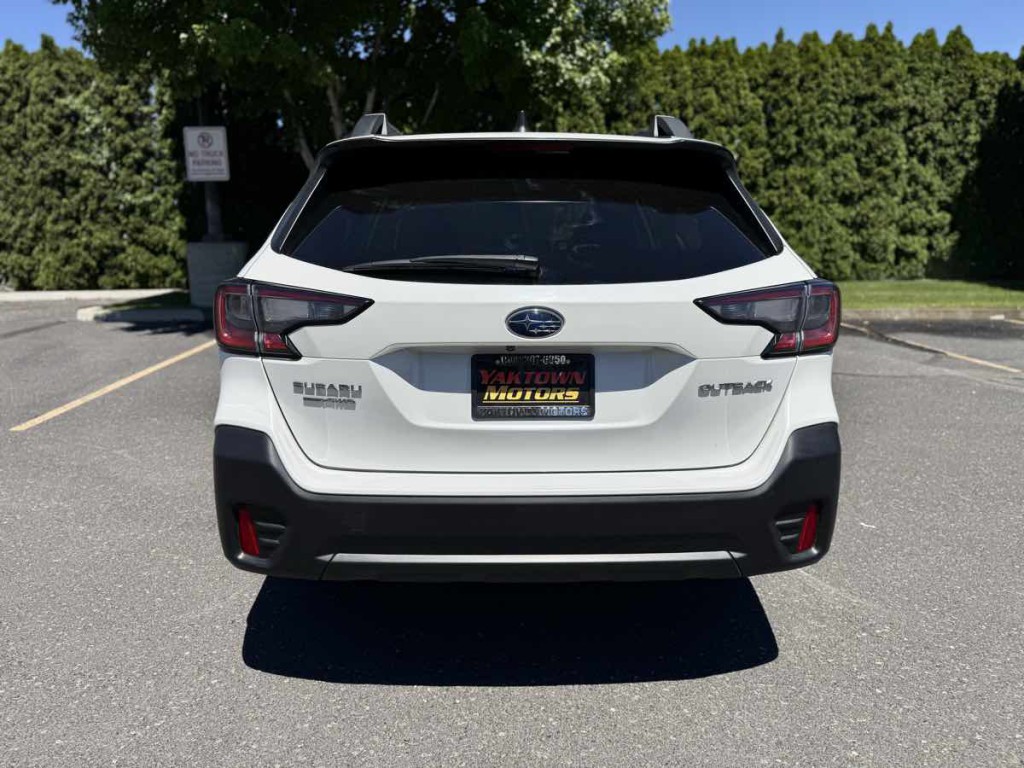2020 Subaru Outback Image 11