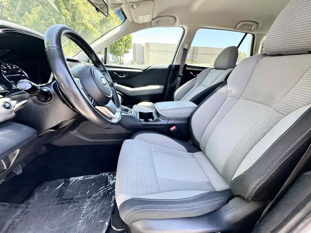 2020 Subaru Outback Image 15