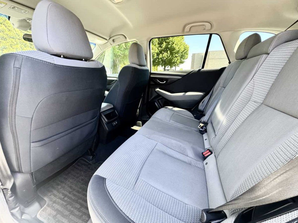 2020 Subaru Outback Image 16
