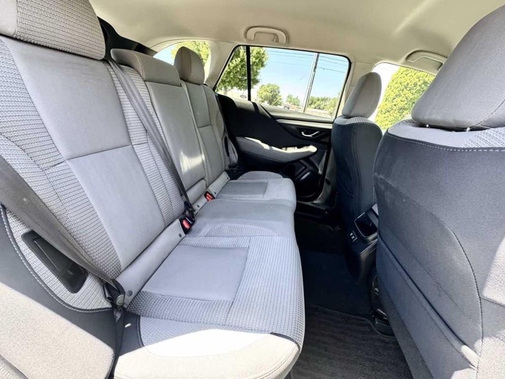 2020 Subaru Outback Image 19