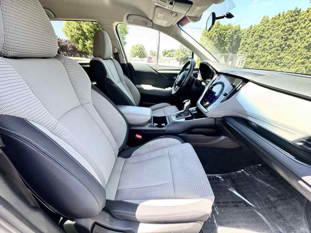 2020 Subaru Outback Image 21