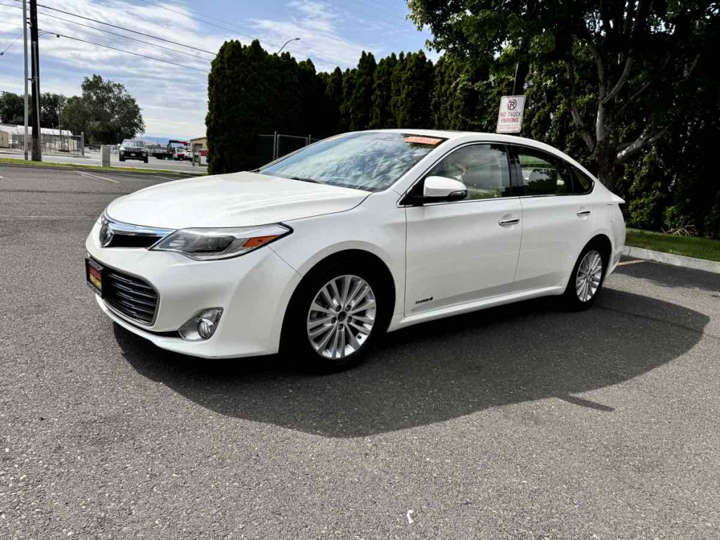 2014 Toyota Avalon Image 6