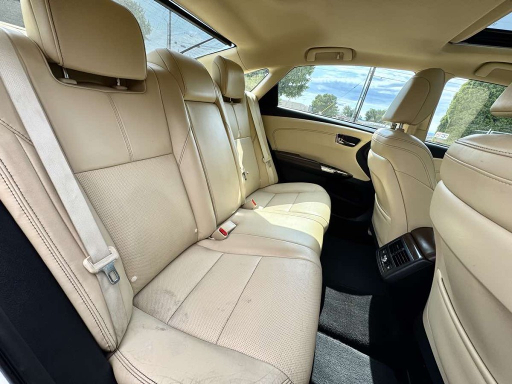 2014 Toyota Avalon Image 19