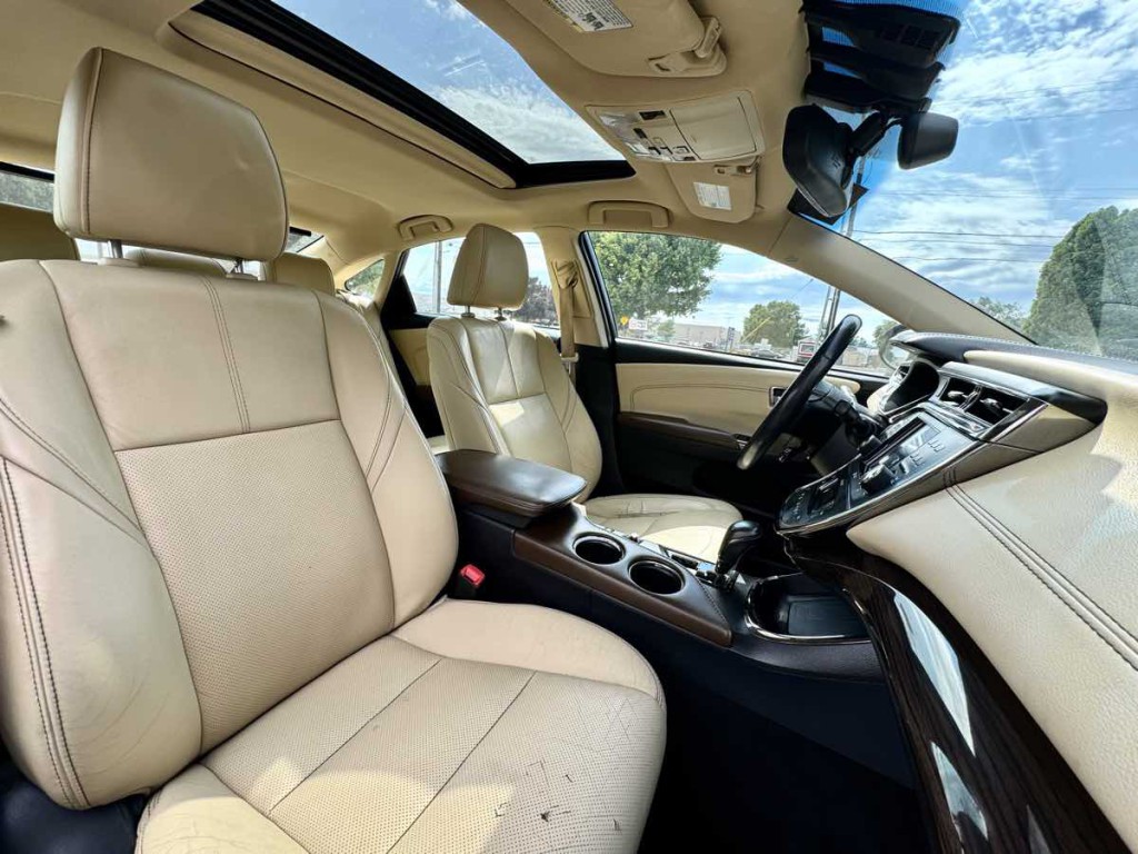 2014 Toyota Avalon Image 20