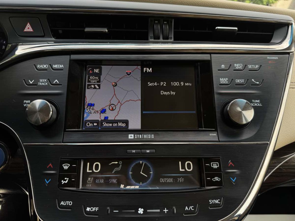 2014 Toyota Avalon Image 27