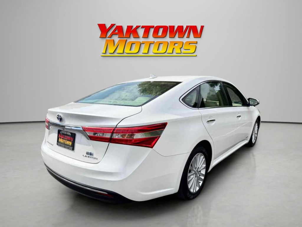 2014 Toyota Avalon Image 10