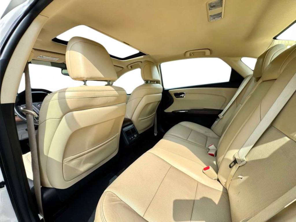 2014 Toyota Avalon Image 14