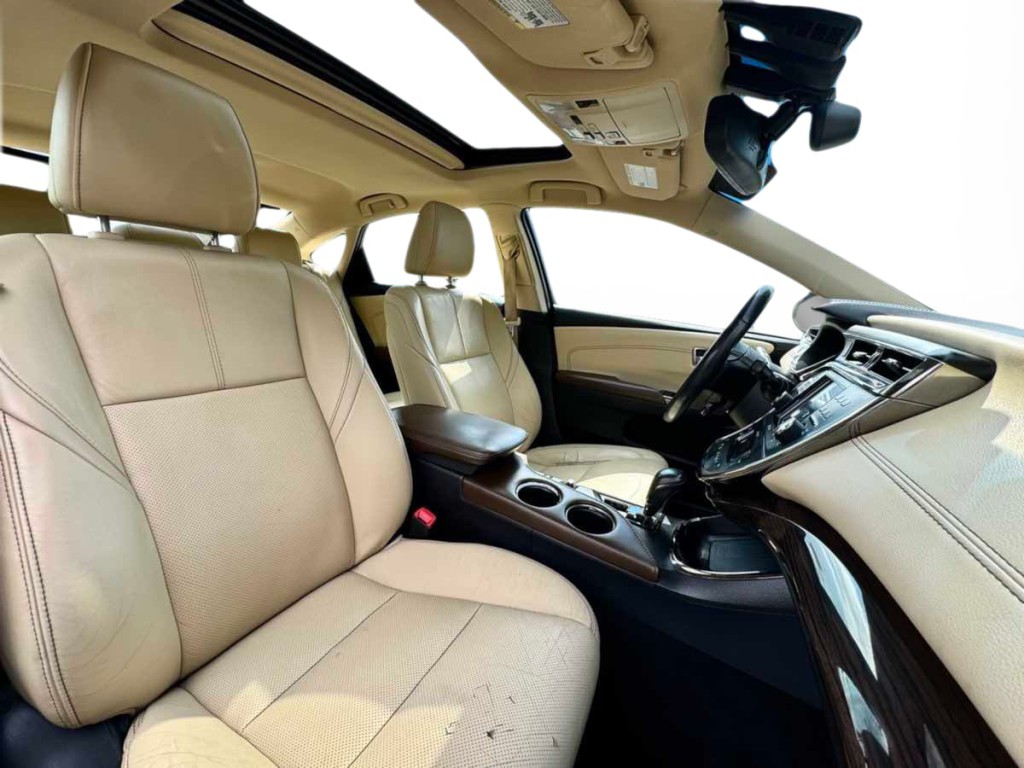 2014 Toyota Avalon Image 20