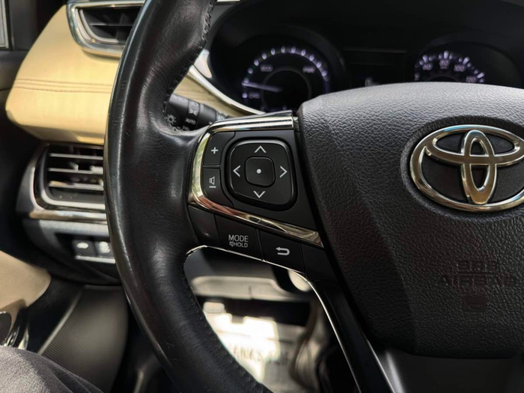 2014 Toyota Avalon Image 24