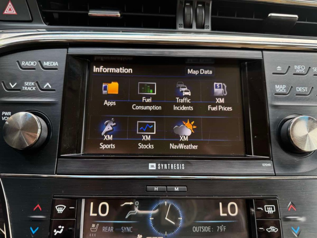 2014 Toyota Avalon Image 28