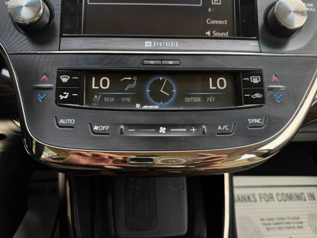 2014 Toyota Avalon Image 30