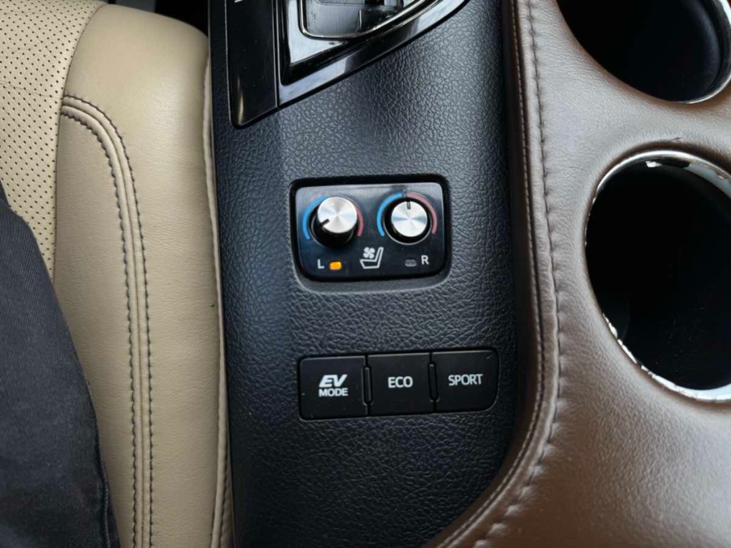 2014 Toyota Avalon Image 33