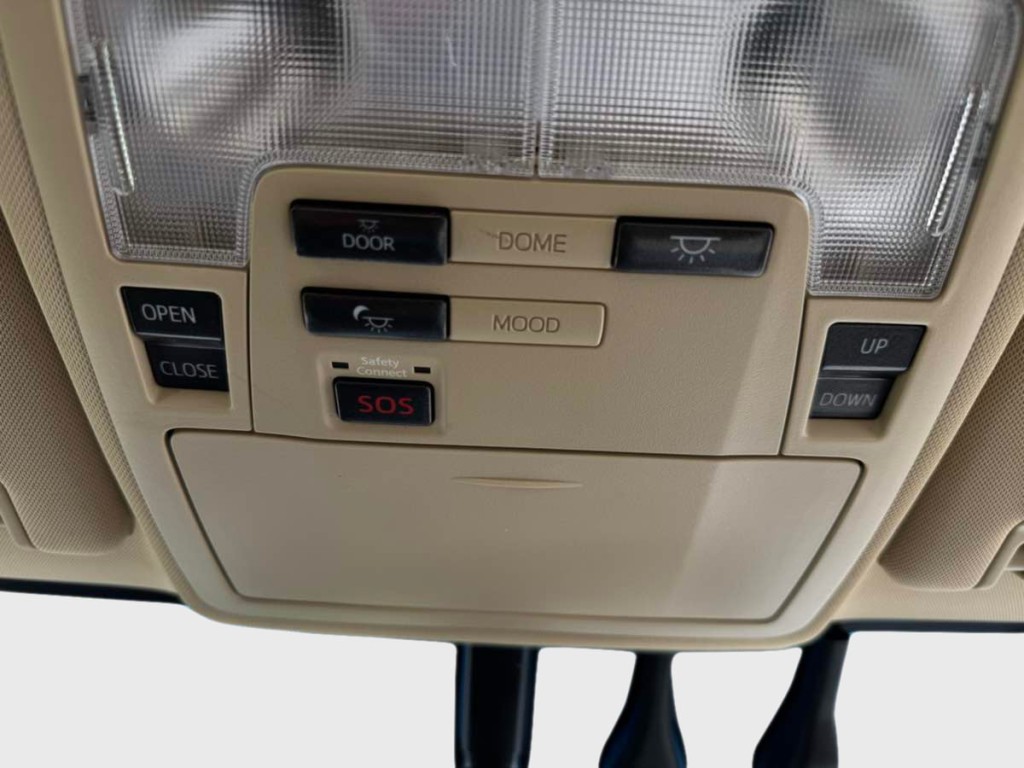 2014 Toyota Avalon Image 34