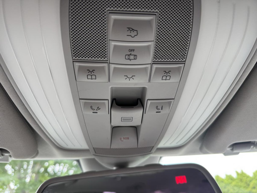 2011 Mercedes-Benz E-Class Image 27