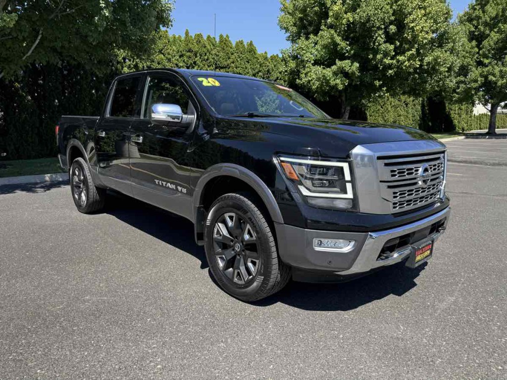 2020 Nissan Titan Image 5
