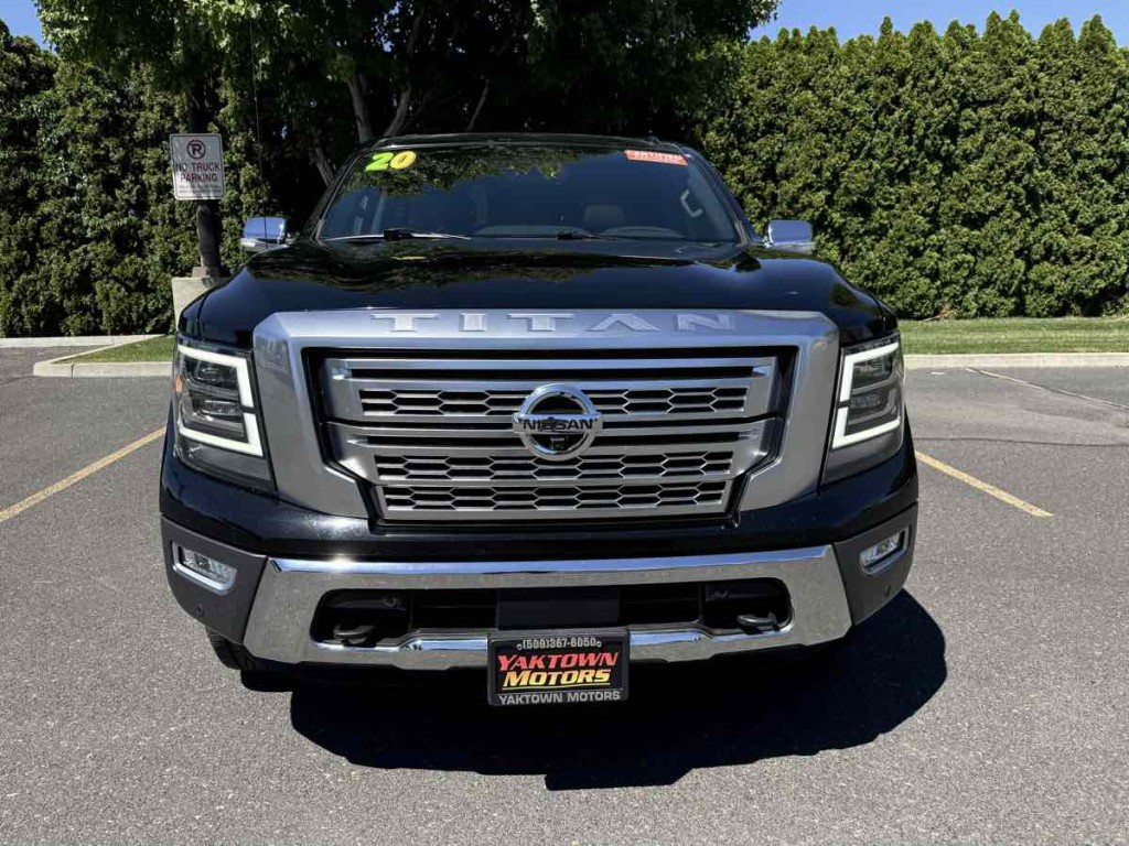 2020 Nissan Titan Image 6