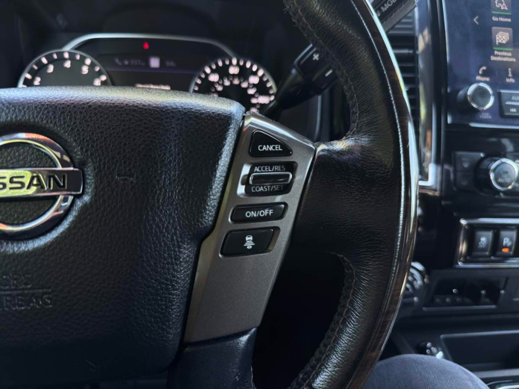 2020 Nissan Titan Image 27
