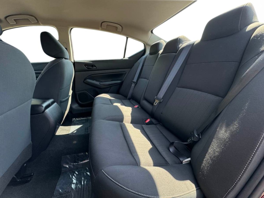 2024 Nissan Altima Image 15