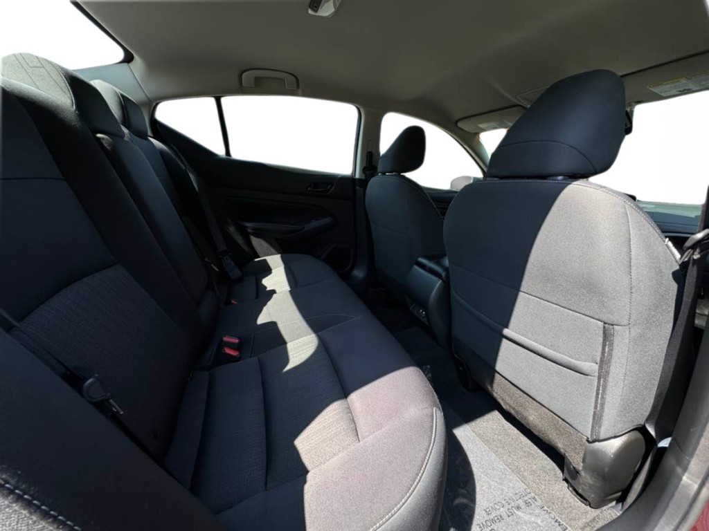 2024 Nissan Altima Image 17