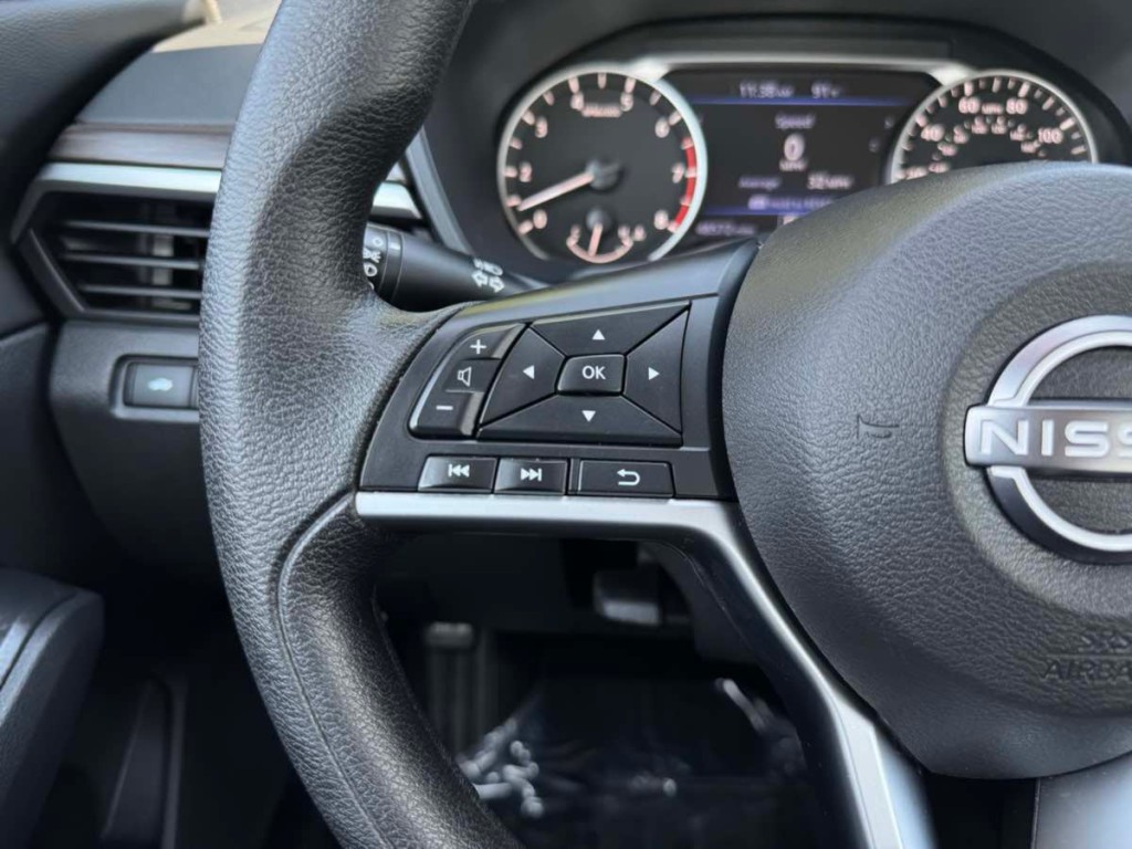 2024 Nissan Altima Image 22