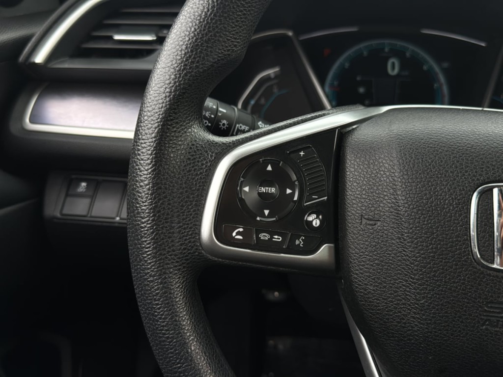2017 Honda Civic Image 16