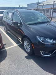 Image for 2017 Chrysler Pacifica Touring L ID: 6679955