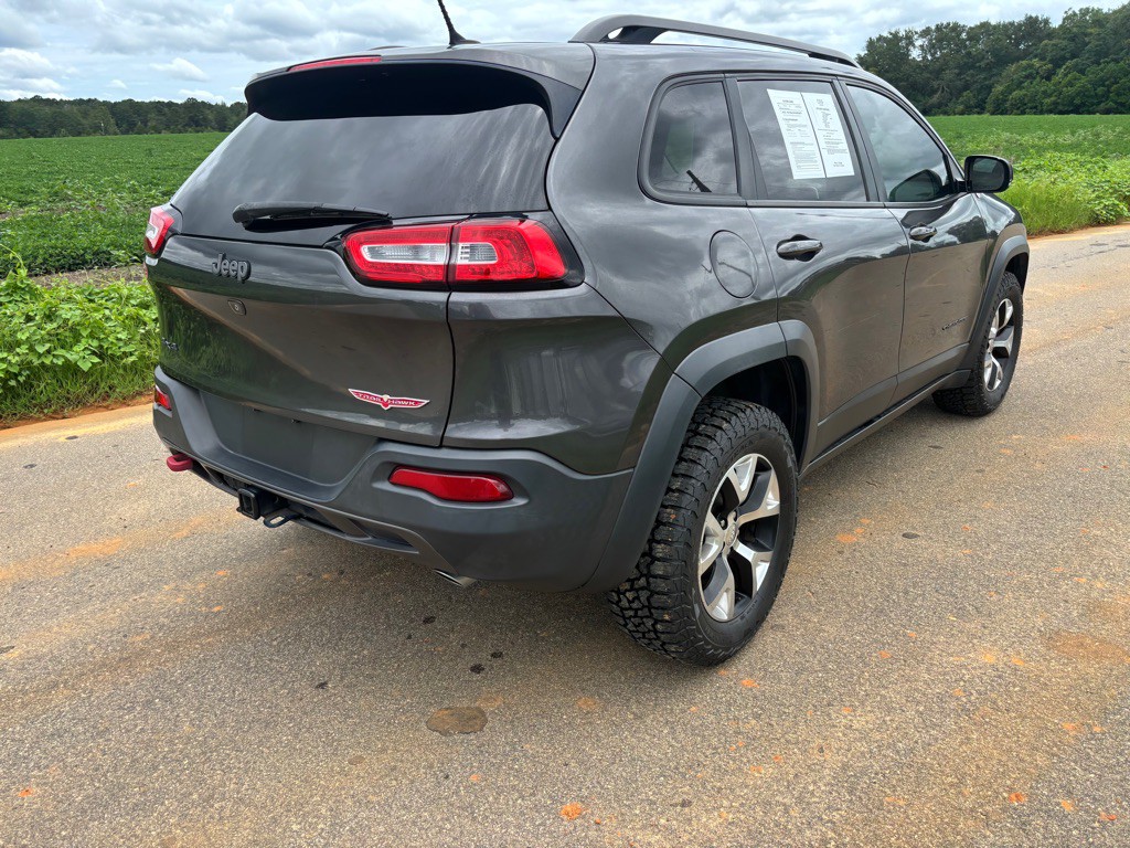2015 Jeep Cherokee Image 2