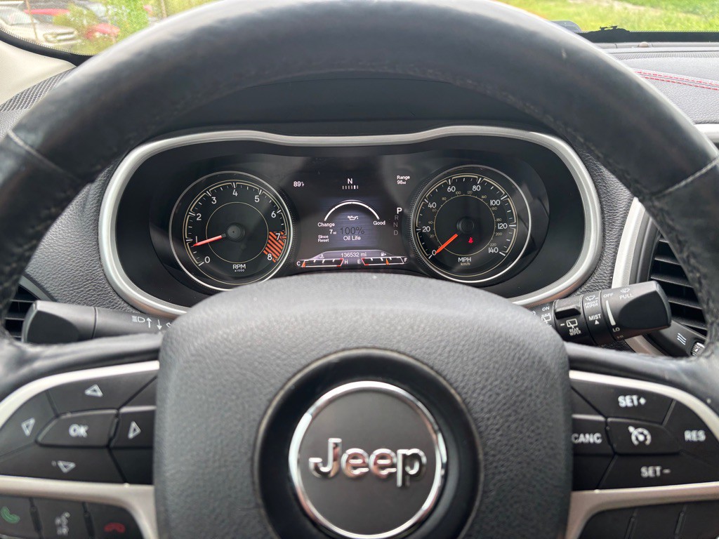 2015 Jeep Cherokee Image 6